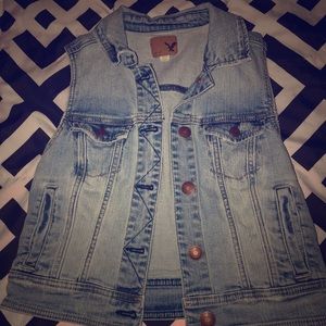 American Eagle Denim Vest size small